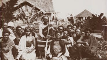 L’ Traditional authority in Madagascar