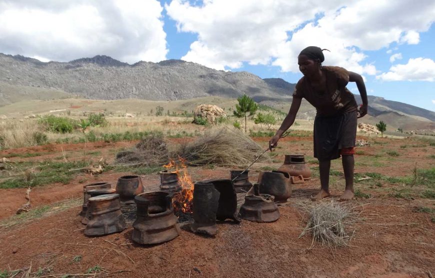 Akory Aby* (*How are you)